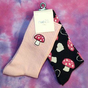 NWT Mushroom Crew Socks: Discontinued 2 Pack by Rue21: One Size Fits Most